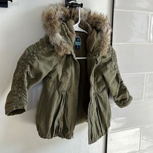 Old Navy Army Green Coat with Fur Toddler Size 4